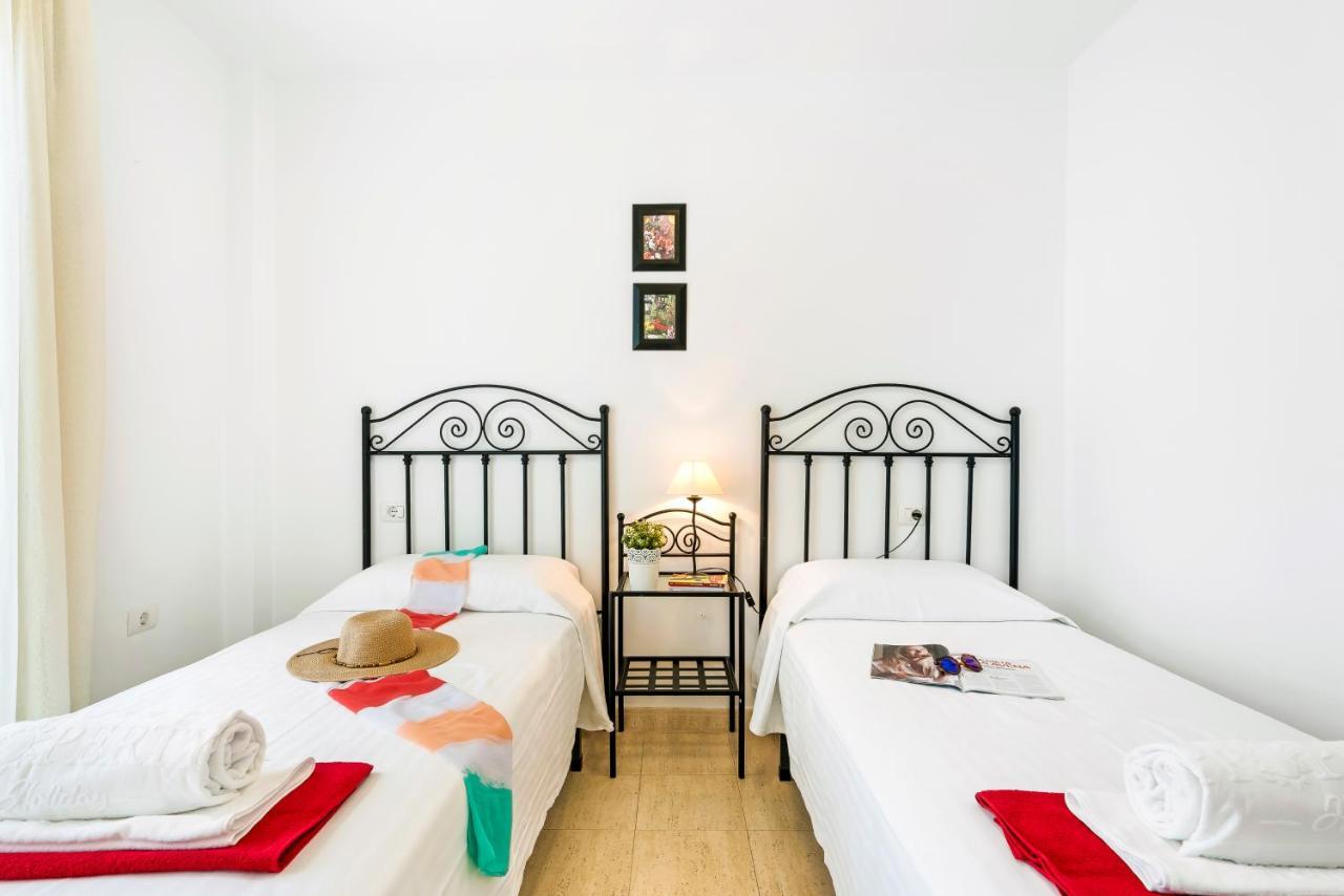 17 Los Cristianos Central By The Beach ,Wifi Arona  Kültér fotó